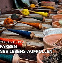 Postkarte mit Aufdruck Die Farben meines Lebens aufrollen zur geistlichen Begleitung