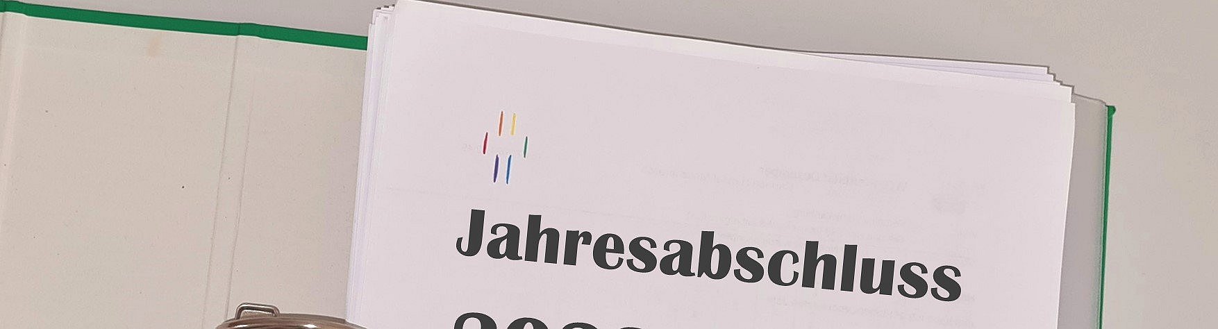 geöffneter Aktenordner