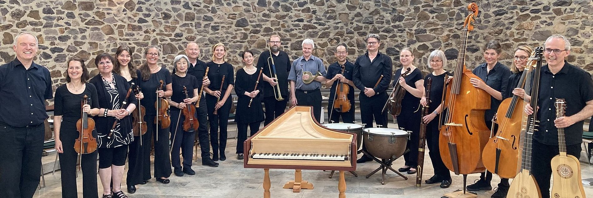 Mitglieder des Ensembles Barock24 mit ihren historischen Instrumenten.