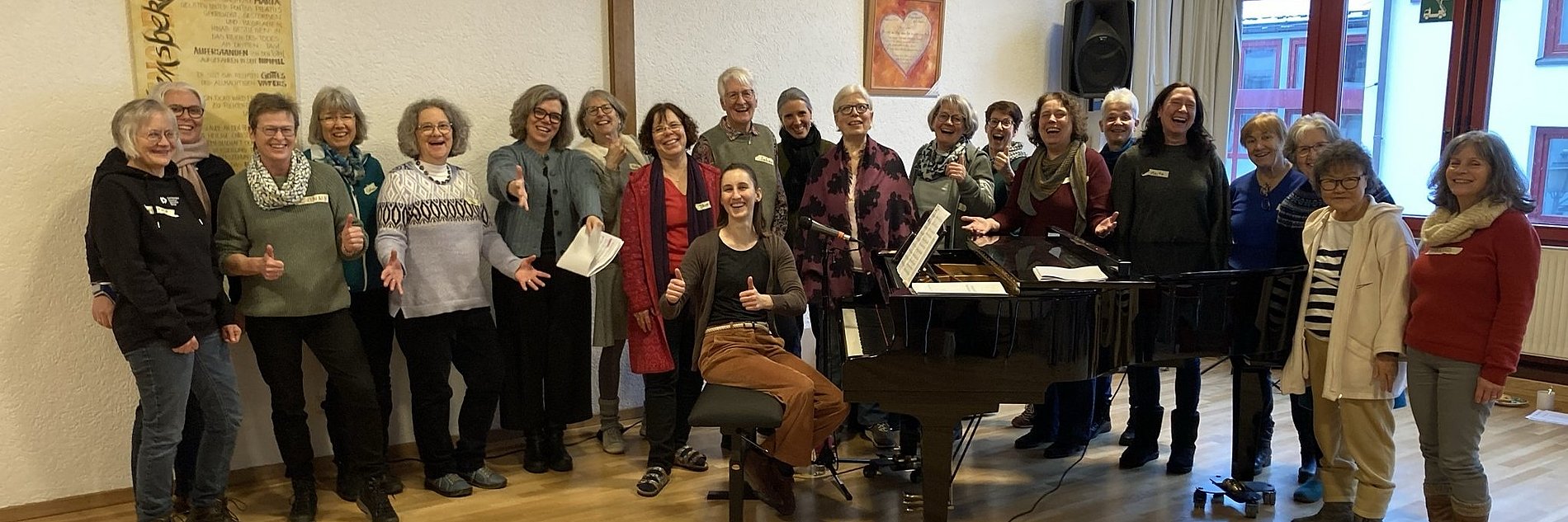 Gruppenfoto der Teilnehmer